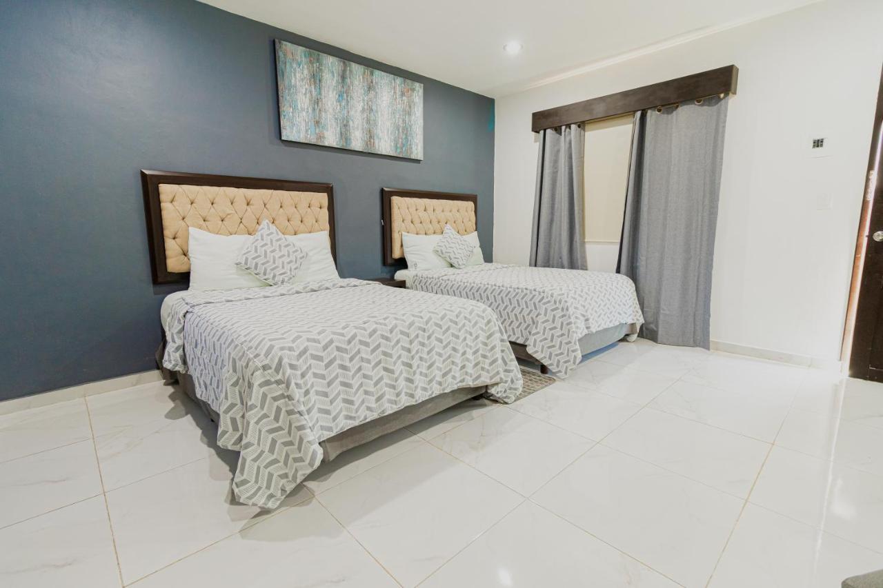 Stone Aparments Hotel Бакалар Екстериор снимка
