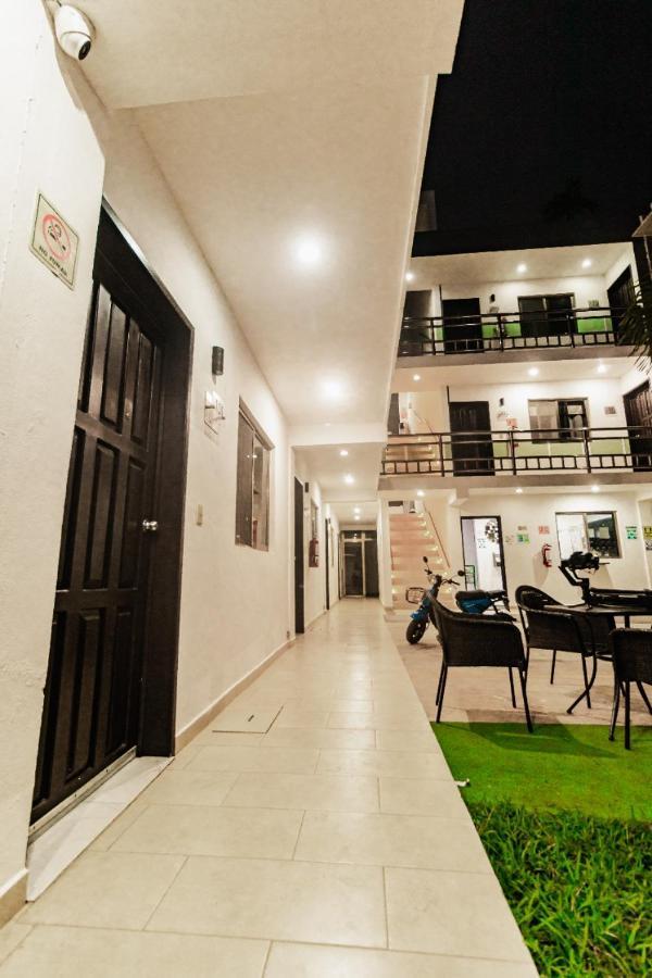 Stone Aparments Hotel Бакалар Екстериор снимка